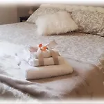 Residenza A San Pietro بيت ضيافة 4*
